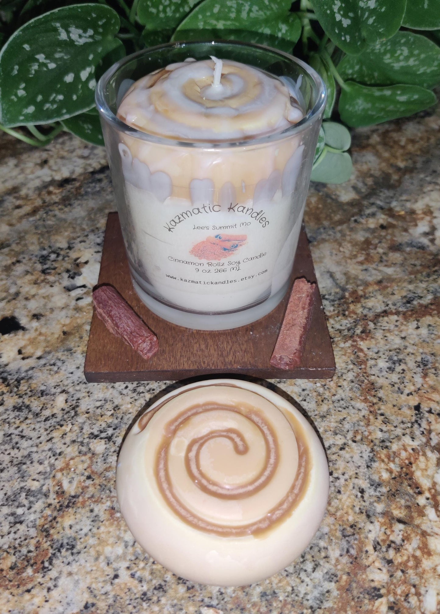 Cinnamon Rollz Soy Candle
