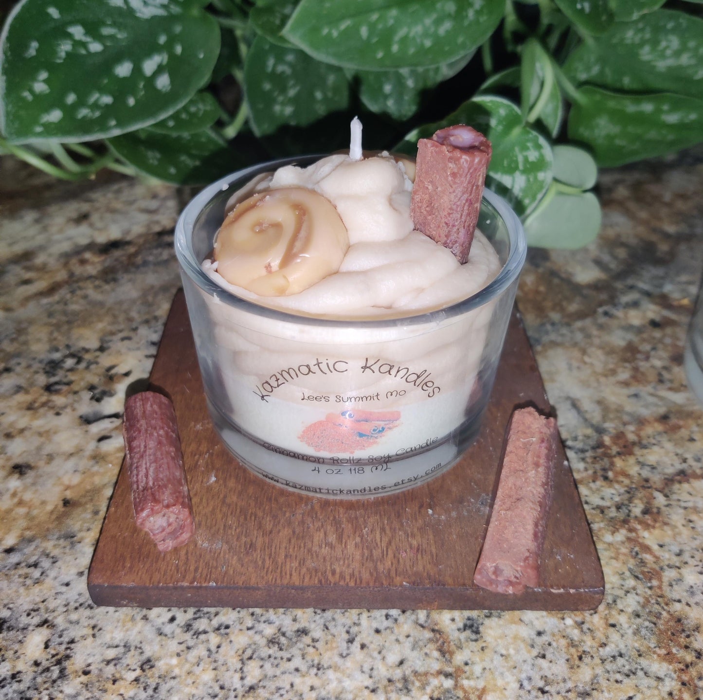 Cinnamon Rollz Soy Candle